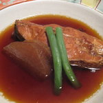 芭新萃 - 夕食：煮魚はタイ