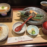 銀座米料亭 八代目儀兵衛 - 