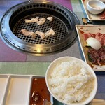 焼肉 徳寿 - 料理写真:福住店ランチ限定　ミックスランチセットB