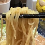 ちー坊の担々麺 - 麺、にゅ～～ん！