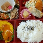 苗穂通り しあわせ食堂 - 日替わり定食550円