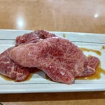 炭火焼肉 牛和鹿 - 
