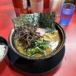 家系ラーメン とらきち家 - 