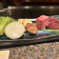 鉄板焼･焼肉 なにわ (リーガロイヤルホテル大阪) - 野菜とサーロイン、ヒレ肉
