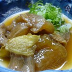 さざんか亭 - 牛すじ煮込みスタッフおすすめの一品！！お酒のお供にもご飯のお供にも