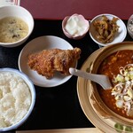 中華料理 順和園 - マーボ茄子定食＋鶏の唐揚げ(1コ)