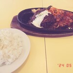 アメリカンキッチンローズガーデンカフェ - 