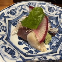 斗米庵 - ■向付
                      時節の鮮魚　 二種