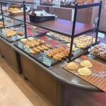 本間製パン本社工場直売ベーカリーアヴァンセ - 