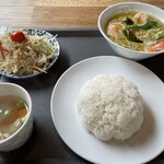 本格タイ料理バル プアン - 