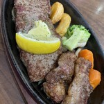 えいすけ - 独自の熟成肉、サーロインステーキアップ