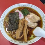 中華一光 - シンプルラーメンもいい感じ。メンマもいい