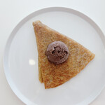 TUTTO - クレープにアーモンドココアジェラート