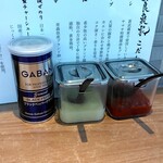 ラーメン 野良裏家 - 卓上味変調味料