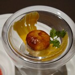 ファン・ダルクオーレ - 〇ゴルゴンゾーラと烏骨鶏のピータンのブリュレ