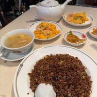 中国飯店 三田店 - 海老と卵の炒めと五目チャーハン