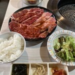 鶴橋ホルモン本舗 - 