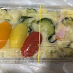 潤の珈琲 - ポテトサラダ。350円
            ファミリーサイズなのか
            ギッシリ詰まっててボリューミー