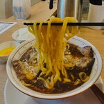 R+ 隠れ家すぎるラーメン屋 - 