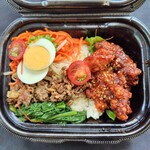魚友 - ヤンニョムチキンとビビンバ丼