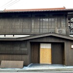 美加登家 - 少し前に改装されたようですね。
      遠方からでも、またお伺いしたいです。