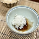 美加登家 - ごはん投入ー！
      うな重のごはんをいただくような、あの感覚♪
      たまらん（笑）