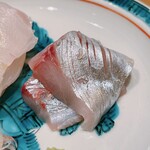 温石 - ヒラ鯵です。お腹と背中。抜群にウンマイ