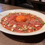 黒毛和牛焼肉 白か黒 - 