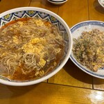 Chuugoku Ra-Men Saka E - スーラータンメン(炒飯セット)！