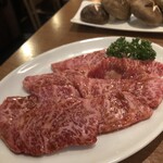 焼肉酒場 肉カジ - 黒毛和牛カルビー