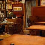 鉢石カフェ - 店内の様子