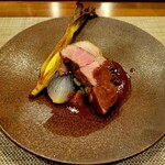 シャンピ - ③ハーブ豚　　相方はジビエ　ジビエの方は鹿のハンバーグでした★