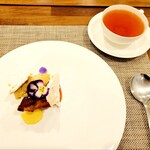 シャンピ - ⑤チーズケーキ&ラムレーズンのアイス・豊後大野産和光茶　　