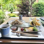 Yakuzen Cafe Hanamizuki - 