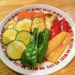 Senichi Horumon - お通しの野菜焼き