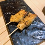 本格炉端 海鮮串焼き 八八 - 