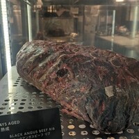 37 Steakhouse & Bar - 