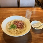 Udon No Dashi Kaoru Yururi To Suru Izakaya - 