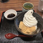 Jona san - 黒糖わらび餅ソフト 緑茶&黒蜜つき