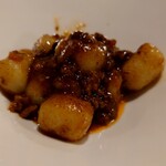 ウエストパパ - 自家製ポテトニョッキ・猪のミートソース