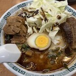 桂花ラーメン - 太肉麺。パワフルです！　キャベツ効いている！