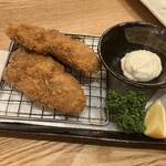 日本酒海鮮 居酒屋 牡蠣かき屋 - でっかい！牡蠣フライ