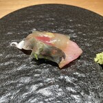 鮨 稲荷 たけ屋 - 鯵