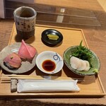 Sobakiri Kamonohashi - 鴨嘴定食\帆立貝柱刺身、赤かぶ手まり寿司.鴨ロース手まり寿司♪