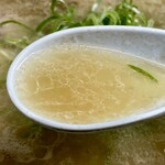 八ちゃんラーメン - スープ