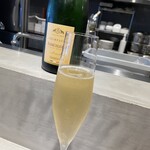 Global French Kitchen 雫 - ❶シャンパン　Andre Diligent