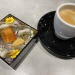 Global French Kitchen 雫 - ⑨南大沢メゾンデュースのミニャルディーズ、カフェ