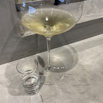 Global French Kitchen 雫 - ❺韓国 焼酎ジョウンデー　カラマンシー味
      　米カルフォルニア　白ワイン「Clos Pegase Mitsuko's Vineyard Chardonnay Carneros Napa Valley」