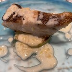 Global French Kitchen 雫 - ⑤愛媛県産　小豆羽太のポワレ　
       日向夏を入れたソーヴィニヨンブランのソース