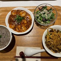 南青山エッセンス - 